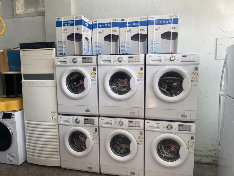 235149625_6MRJLPOS_52d99f03ad01b33d1731c50c4f10bc8b16c4e840.jpg 이미지크게보기