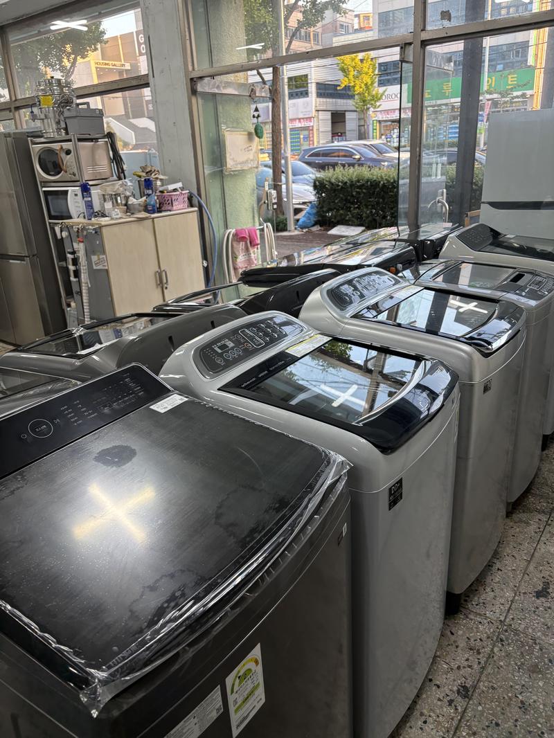 235149625_QhbsgYEf_496beb52a76d09584a3c5f29de8b00fffe4e6860.jpg 이미지크게보기