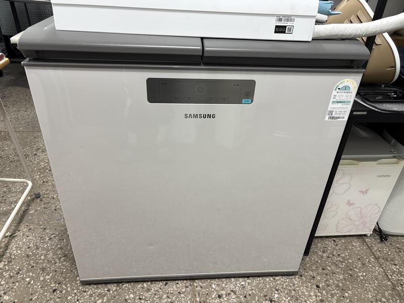 235149625_st905mMD_e0a94741b60b367e0b223bc39a769b99bf229e3b.jpg 이미지크게보기